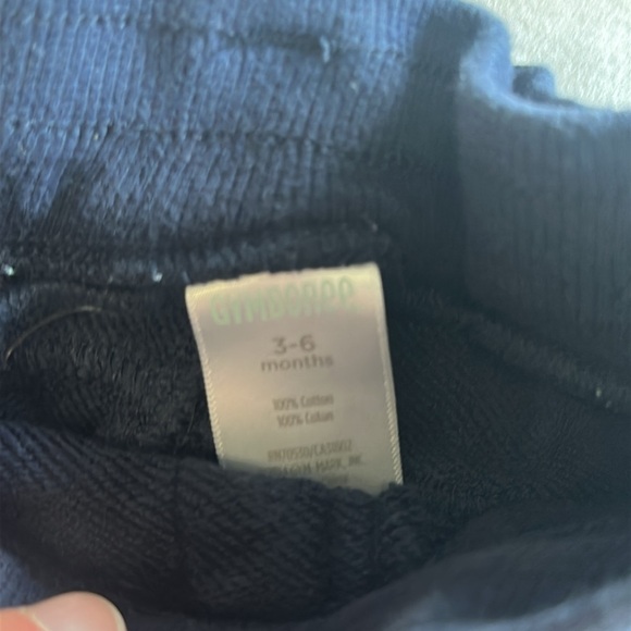 Gymboree - Heather Gray Baby Onesie and matching pants - Picture 5 of 5